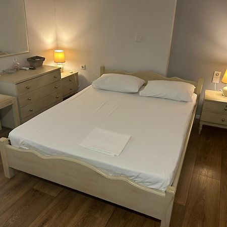 Hotel Διεθνές Захаро Екстериор снимка