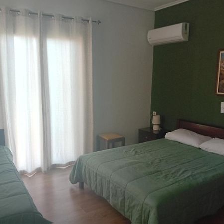 Hotel Διεθνές Захаро Екстериор снимка