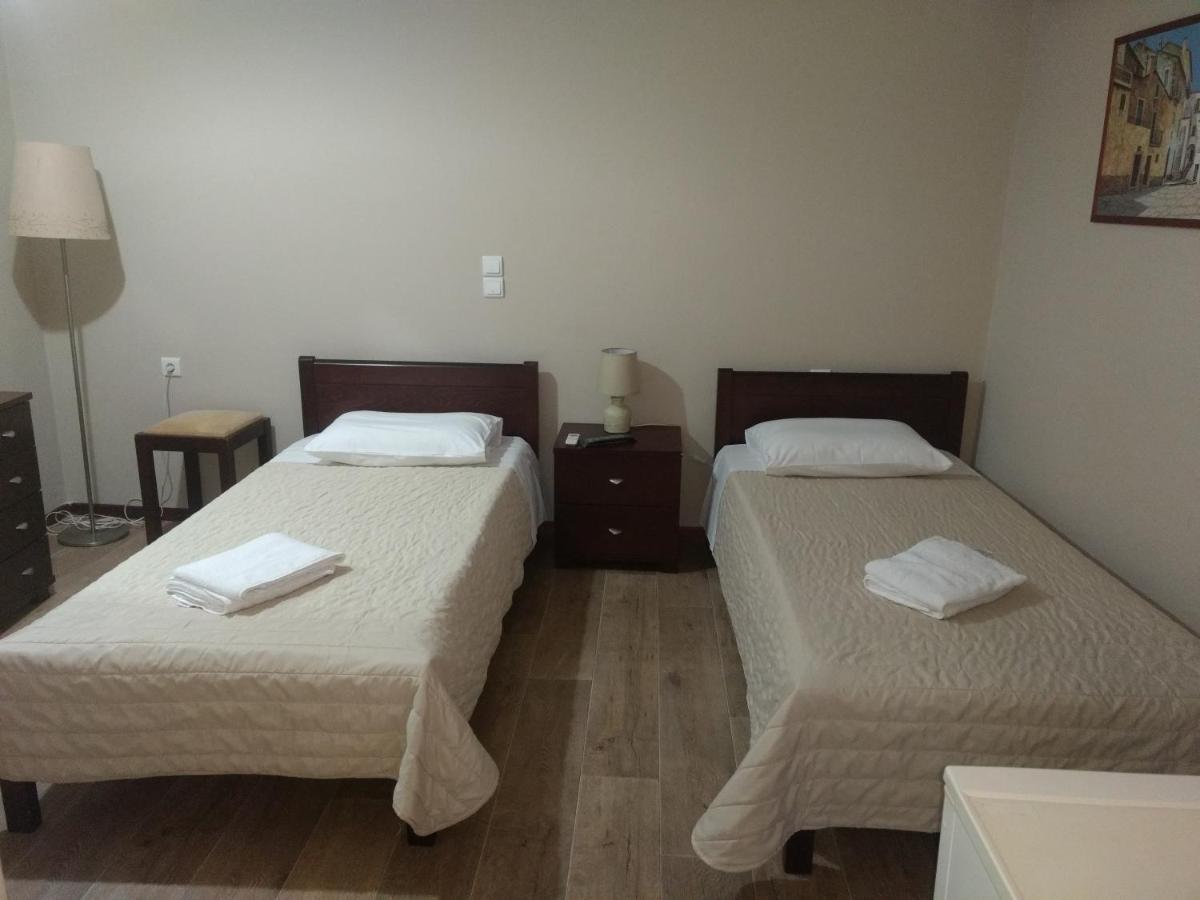 Hotel Διεθνές Захаро Екстериор снимка