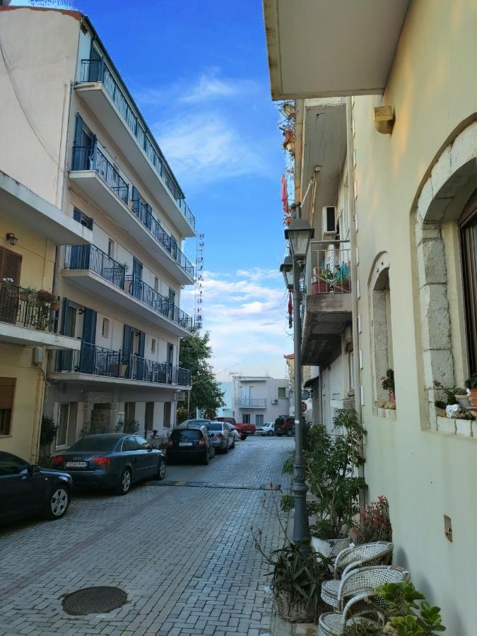Hotel Διεθνές Захаро Екстериор снимка