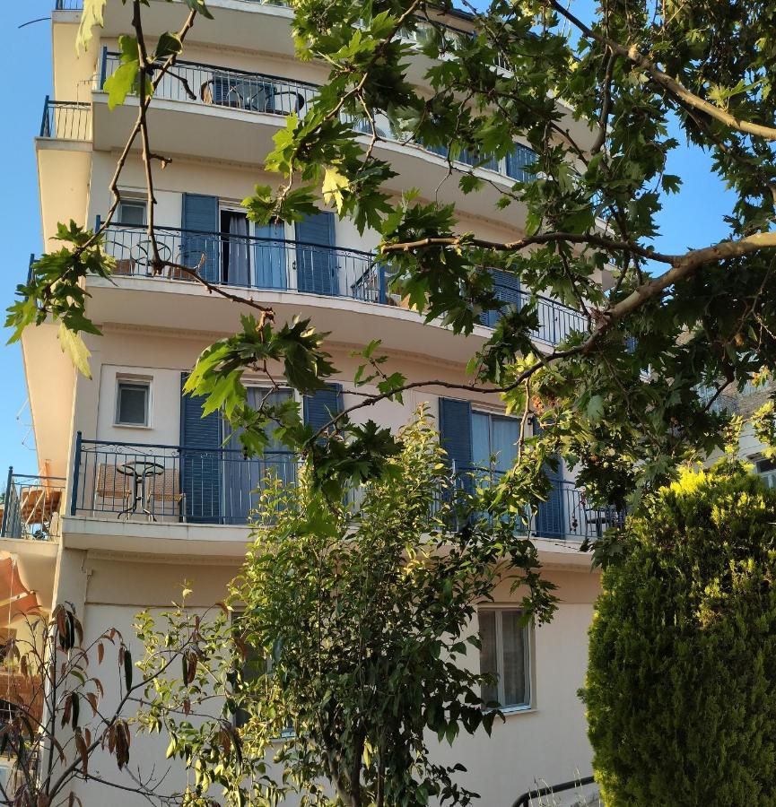 Hotel Διεθνές Захаро Екстериор снимка