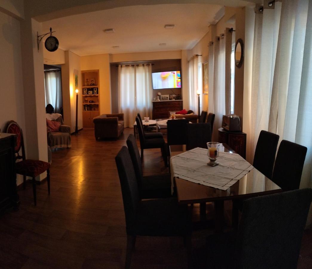 Hotel Διεθνές Захаро Екстериор снимка
