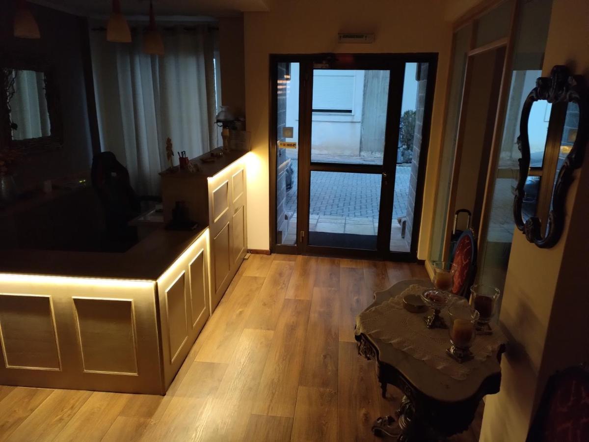 Hotel Διεθνές Захаро Екстериор снимка