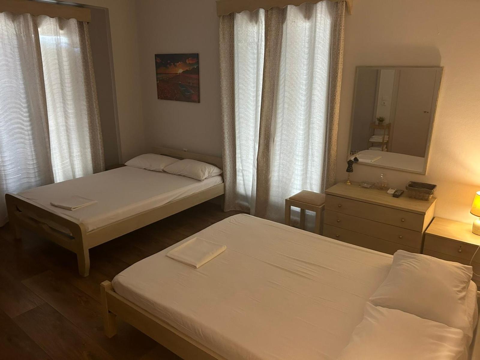 Hotel Διεθνές Захаро Екстериор снимка