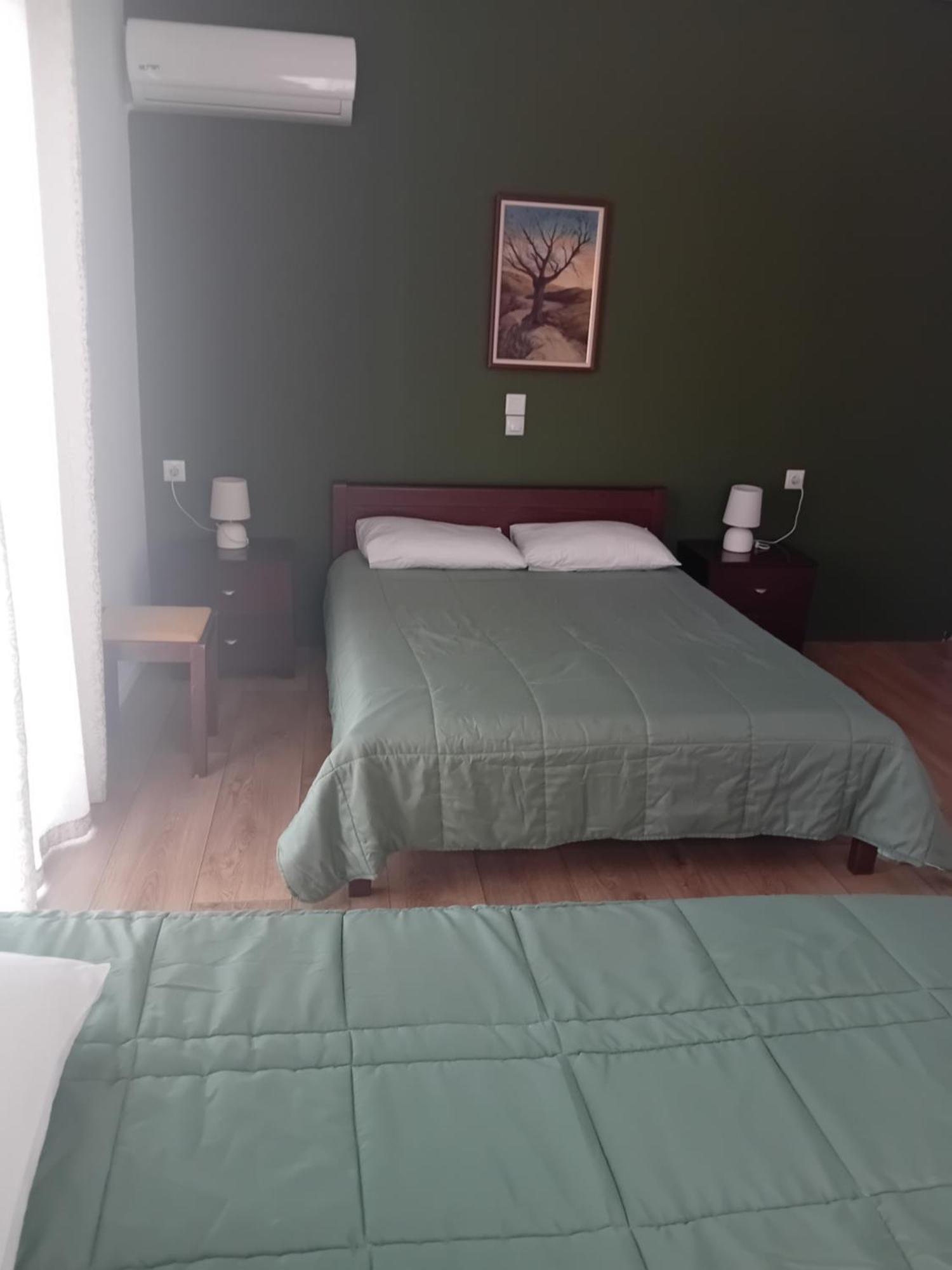 Hotel Διεθνές Захаро Екстериор снимка